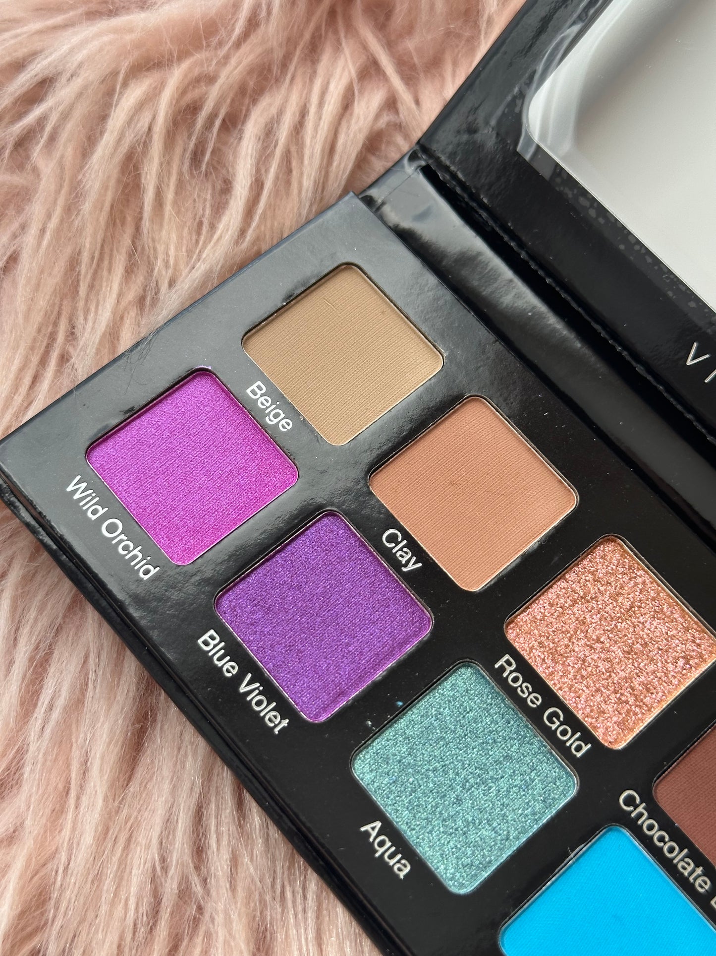 VIOLET VOSS ESSENTIALS 2