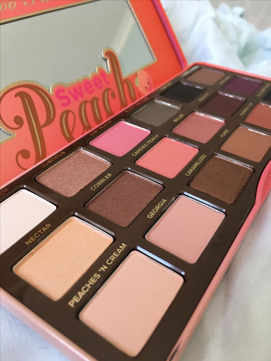 Too Faced Sweet Peach Paleta de Sombras